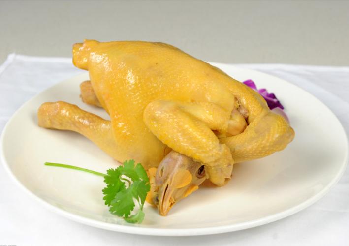 白斩鸡香菇做法(香菇白切鸡怎么做)-第4张图片-窝头美食网 白斩鸡香菇做法(香菇白切鸡怎么做)-第4张图片-窝头美食网