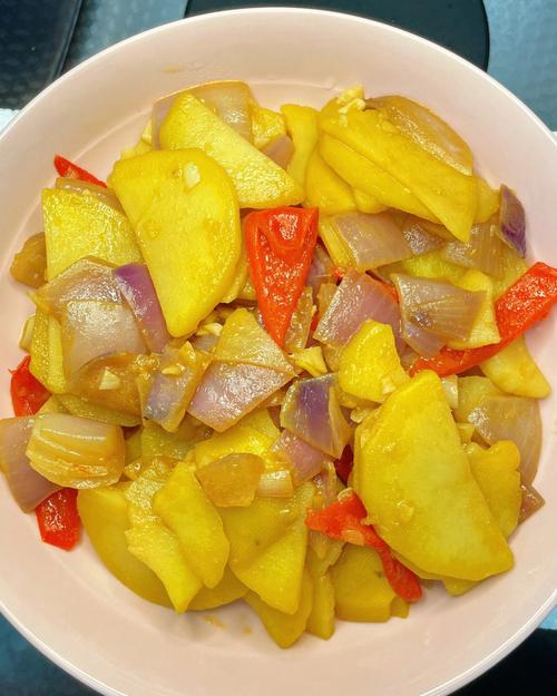 青椒土豆片炒牛肉片的做法(牛肉和土豆炒青椒怎么炒好吃)-第6张图片-窝头美食网 青椒土豆片炒牛肉片的做法(牛肉和土豆炒青椒怎么炒好吃)-第6张图片-窝头美食网
