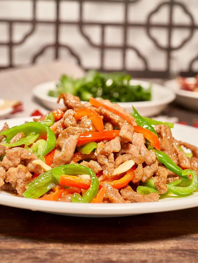 炒牛肉青椒牛肉的做法（怎样做牛肉炒青椒）-第3张图片-窝头美食网