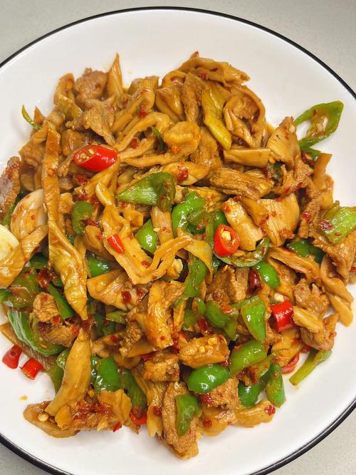 泡发竹笋干炒肉的做法（泡发 笋干）-第4张图片-窝头美食网