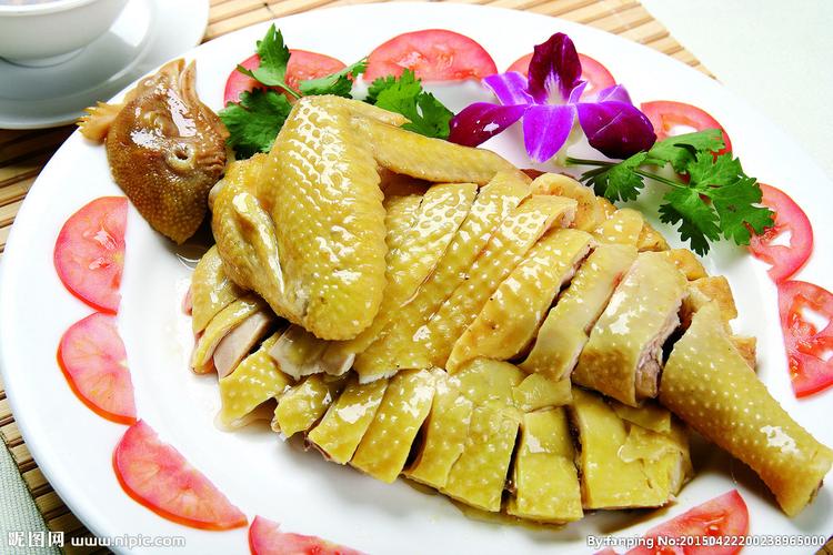 清炖白斩鸡做法(白斩鸡要炖多长时间)-第5张图片-窝头美食网 清炖白斩鸡做法(白斩鸡要炖多长时间)-第5张图片-窝头美食网