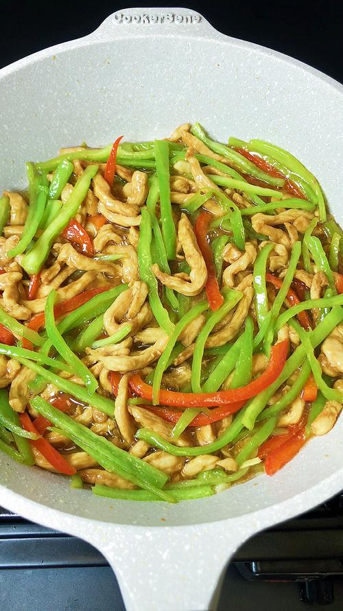鸡丝的家常做法(麻辣鸡丝的家常做法)-第2张图片-窝头美食网 鸡丝的家常做法(麻辣鸡丝的家常做法)-第2张图片-窝头美食网