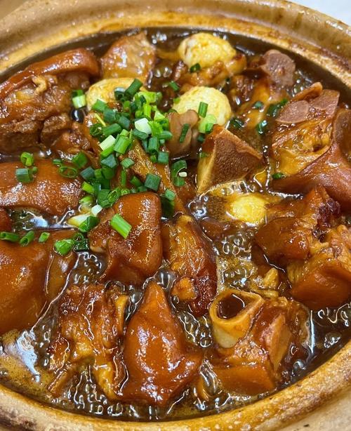 煲猪脚的做法(煲猪脚怎么好吃)-第5张图片-窝头美食网 煲猪脚的做法(煲猪脚怎么好吃)-第5张图片-窝头美食网