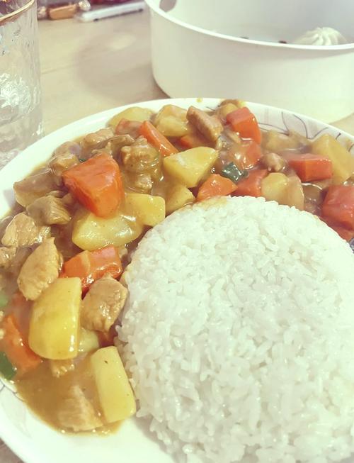 日本咖喱怎么做好吃(日本咖喱好吃吗)-第4张图片-窝头美食网 日本咖喱怎么做好吃(日本咖喱好吃吗)-第4张图片-窝头美食网