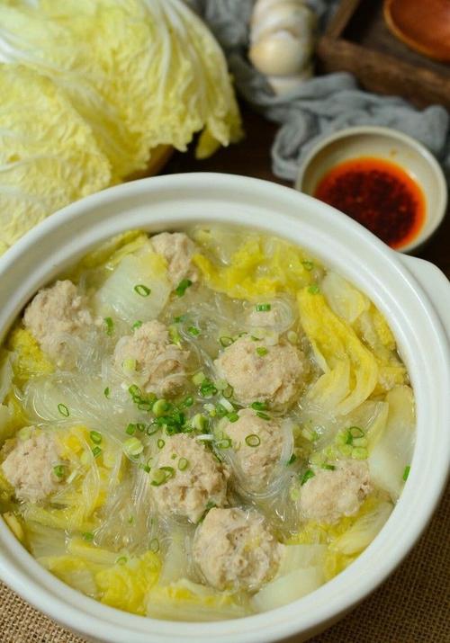 粉丝白菜煲的做法(怎样做粉丝白菜汤)-第5张图片-窝头美食网 粉丝白菜煲的做法(怎样做粉丝白菜汤)-第5张图片-窝头美食网