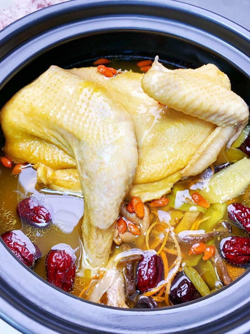 竹荪炖鸡的做法(竹荪炖鸡的做法步骤)-第4张图片-窝头美食网 竹荪炖鸡的做法(竹荪炖鸡的做法步骤)-第4张图片-窝头美食网