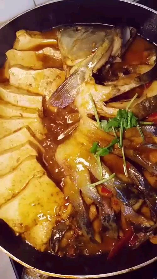 炖鲤鱼豆腐的家常做法(炖鲤鱼豆腐的家常做法窍门)-第1张图片-窝头美食网 炖鲤鱼豆腐的家常做法(炖鲤鱼豆腐的家常做法窍门)-第1张图片-窝头美食网