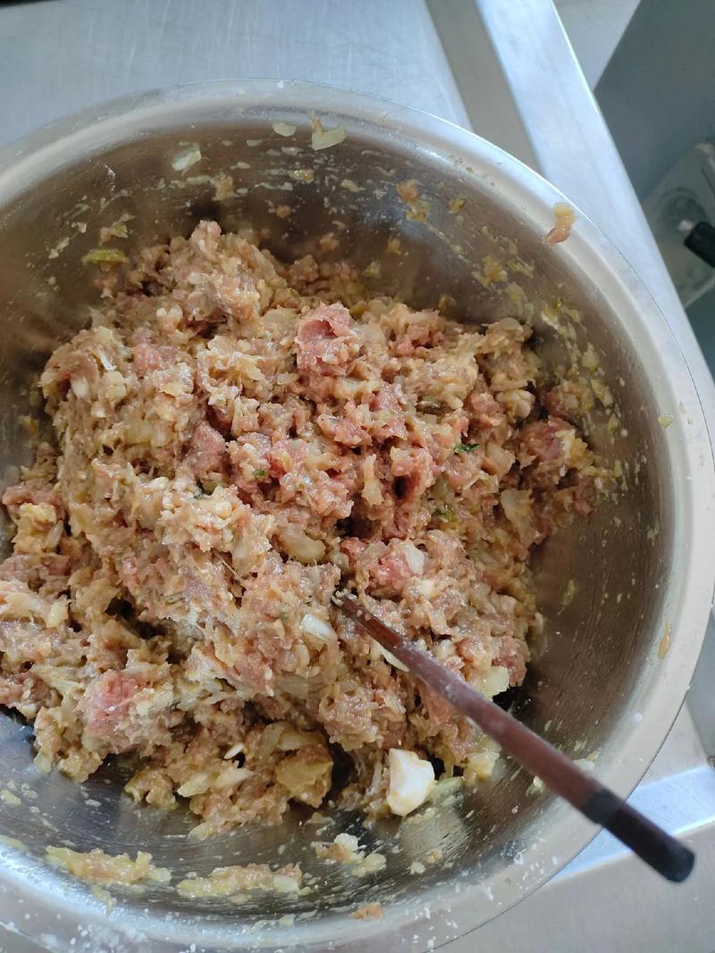 肉包馅的做法大全(肉包馅的做法大全窍门)-第6张图片-窝头美食网 肉包馅的做法大全(肉包馅的做法大全窍门)-第6张图片-窝头美食网