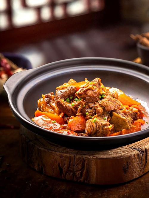 羊腩的最佳做法大全(羊腩的做法和配料)-第1张图片-窝头美食网 羊腩的最佳做法大全(羊腩的做法和配料)-第1张图片-窝头美食网