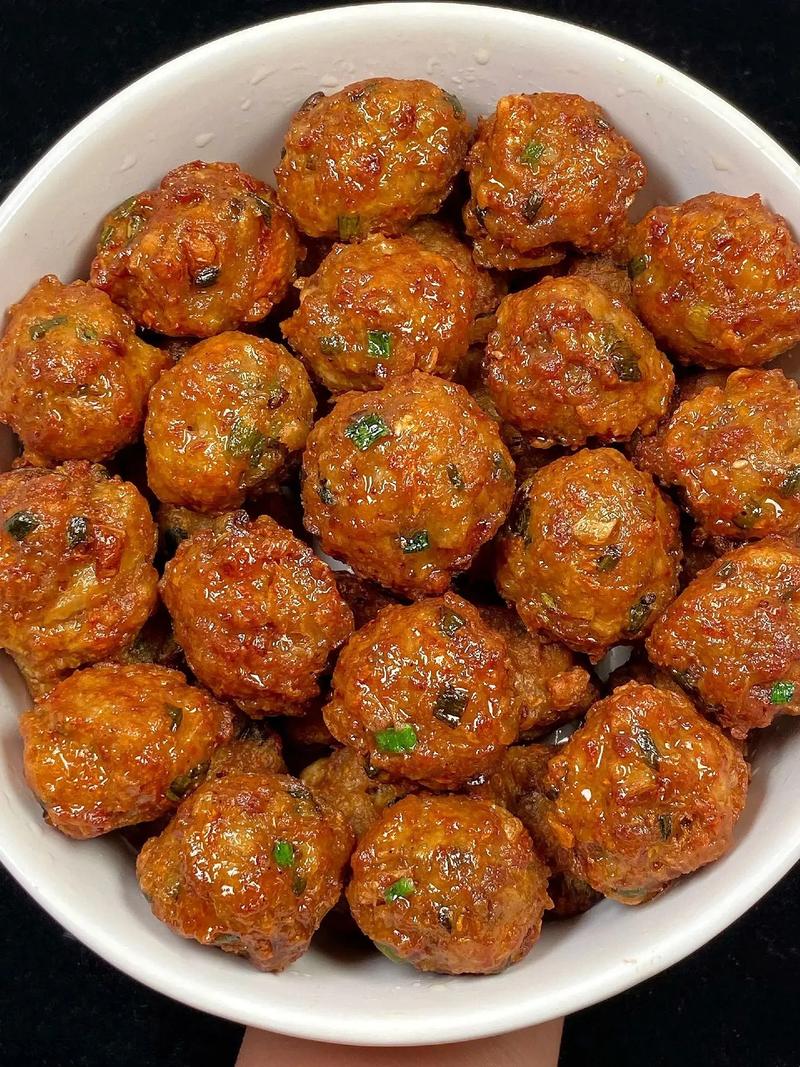家常咋肉丸(咋肉丸子做法)-第4张图片-窝头美食网 家常咋肉丸(咋肉丸子做法)-第4张图片-窝头美食网