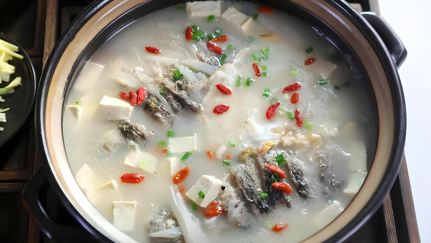 清炖鱼怎样做好吃(清炖鱼咋做好吃)-第2张图片-窝头美食网 清炖鱼怎样做好吃(清炖鱼咋做好吃)-第2张图片-窝头美食网