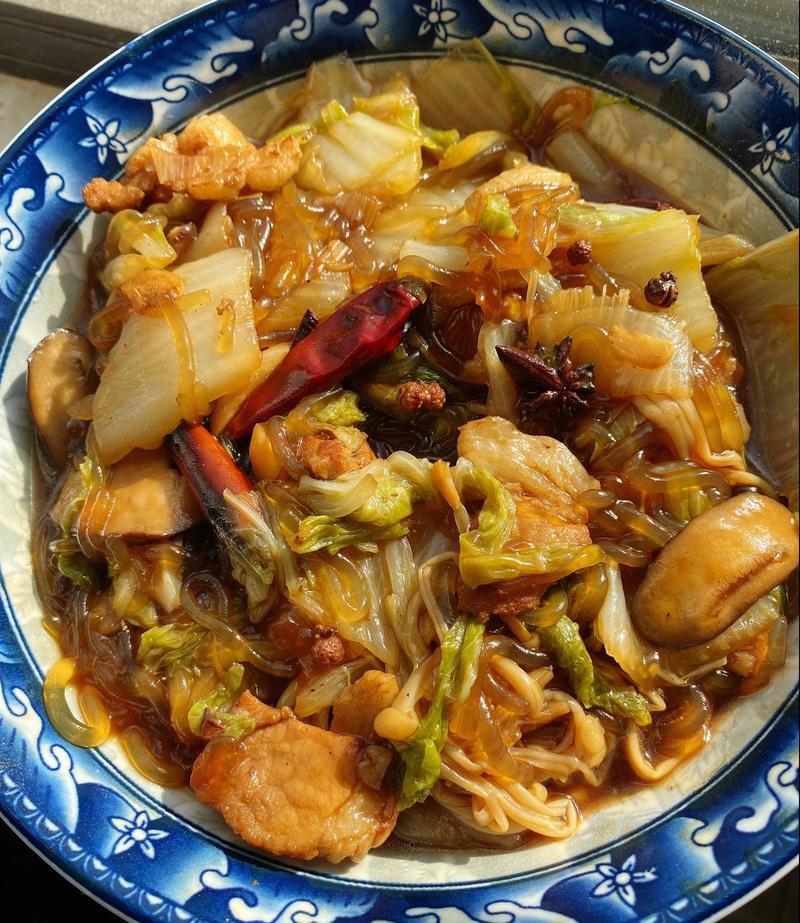 家常大烩菜怎么做(如何做家常大烩菜)-第4张图片-窝头美食网 家常大烩菜怎么做(如何做家常大烩菜)-第4张图片-窝头美食网