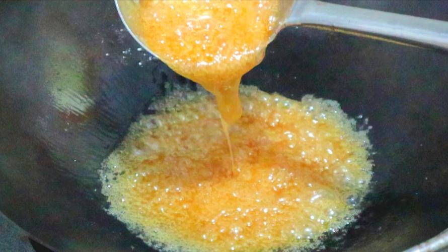 拔丝馒头的家常做法(拔丝馍的做法窍门)-第1张图片-窝头美食网 拔丝馒头的家常做法(拔丝馍的做法窍门)-第1张图片-窝头美食网