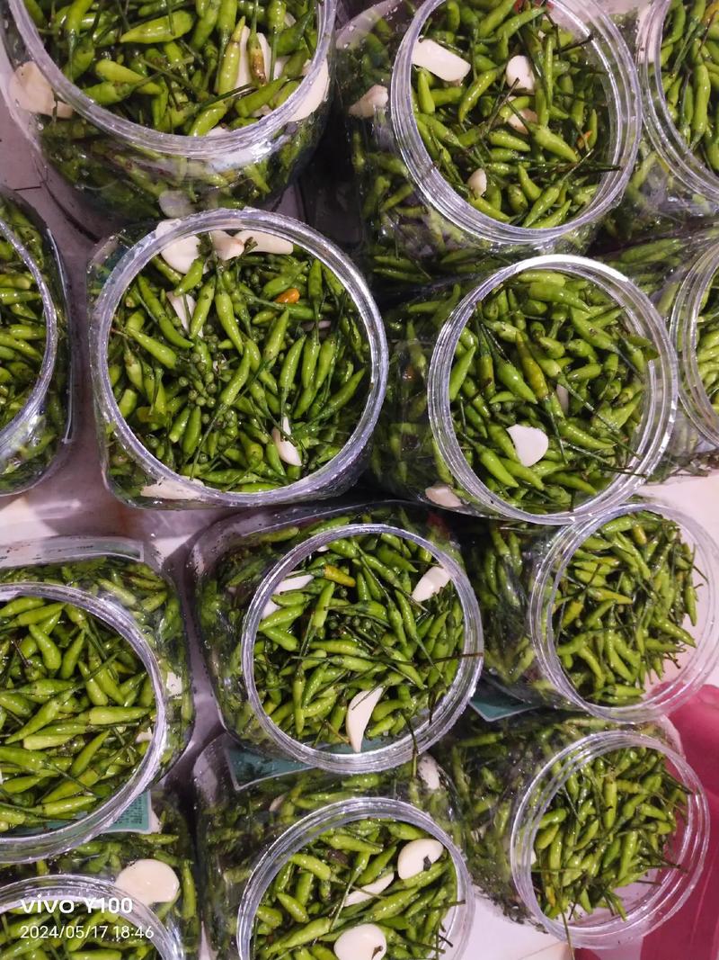 小米辣怎么腌制好吃(小米辣怎么腌制好吃又能保存很久)-第5张图片-窝头美食网 小米辣怎么腌制好吃(小米辣怎么腌制好吃又能保存很久)-第5张图片-窝头美食网