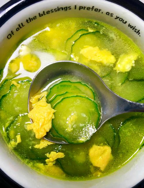 黄瓜豆腐汤的做法(黄瓜豆腐汤可以减肥吗)-第3张图片-窝头美食网 黄瓜豆腐汤的做法(黄瓜豆腐汤可以减肥吗)-第3张图片-窝头美食网