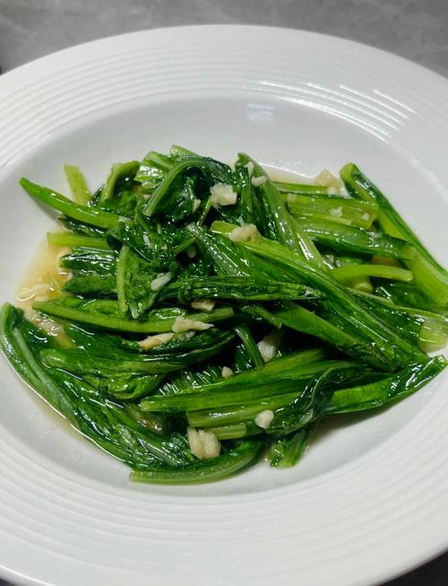 素炒油麦菜的家常做法(素炒油麦菜的家常做法图片)-第5张图片-窝头美食网 素炒油麦菜的家常做法(素炒油麦菜的家常做法图片)-第5张图片-窝头美食网