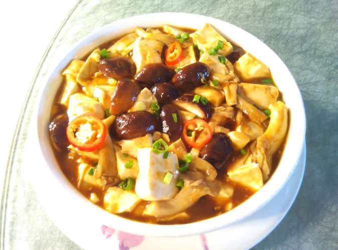 豆腐香菇的做法大全(豆腐香菇怎么烧)-第1张图片-窝头美食网 豆腐香菇的做法大全(豆腐香菇怎么烧)-第1张图片-窝头美食网