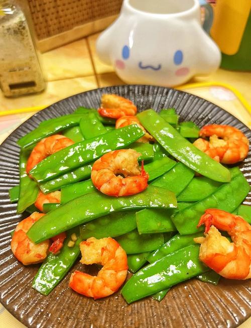 炒荷兰豆做法(炒荷兰豆做法教程)-第3张图片-窝头美食网 炒荷兰豆做法(炒荷兰豆做法教程)-第3张图片-窝头美食网