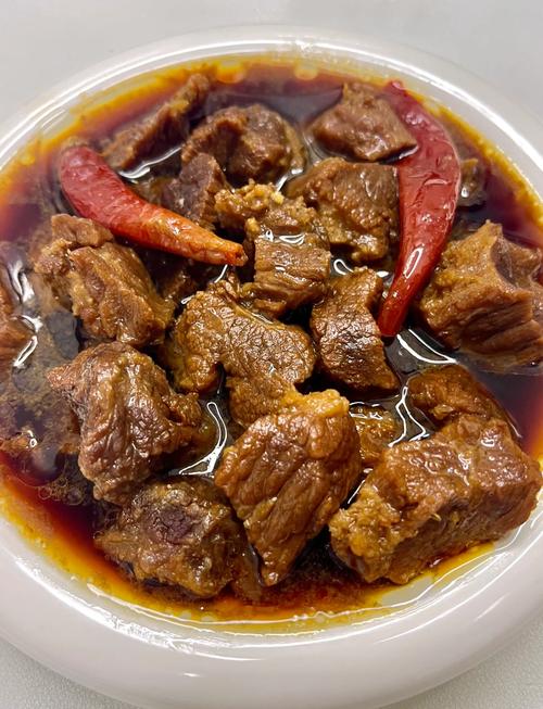 红烧牛肉家常做法（红烧牛肉家常做法步骤）-第4张图片-窝头美食网