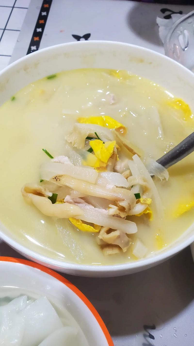蛏子汤的做法大全(蛏子汤怎么做好吃)-第3张图片-窝头美食网 蛏子汤的做法大全(蛏子汤怎么做好吃)-第3张图片-窝头美食网