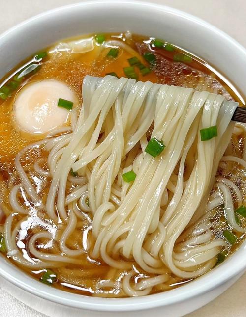 怎么煮面更好吃（怎么煮面比较好吃）-第3张图片-窝头美食网