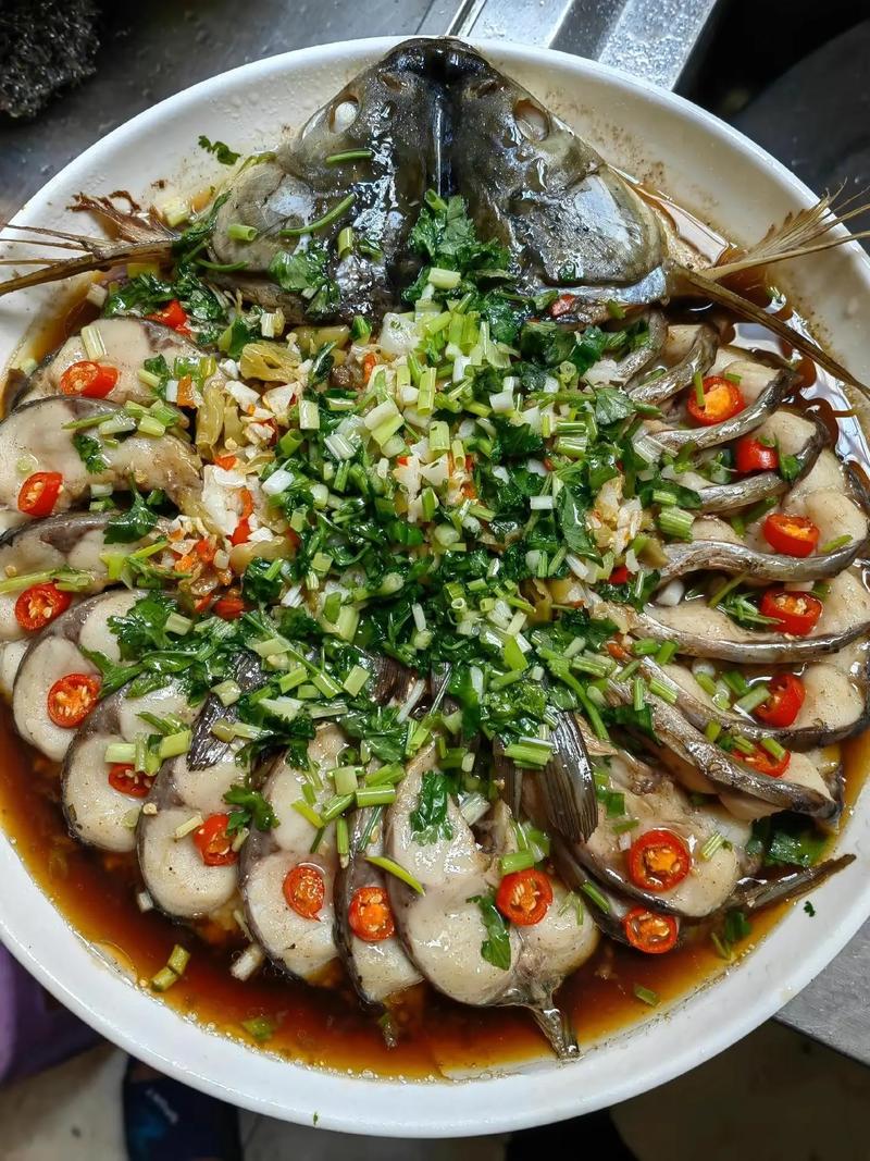 草鱼头的做法大全(草鱼头的做法大全比较好吃)-第5张图片-窝头美食网 草鱼头的做法大全(草鱼头的做法大全比较好吃)-第5张图片-窝头美食网