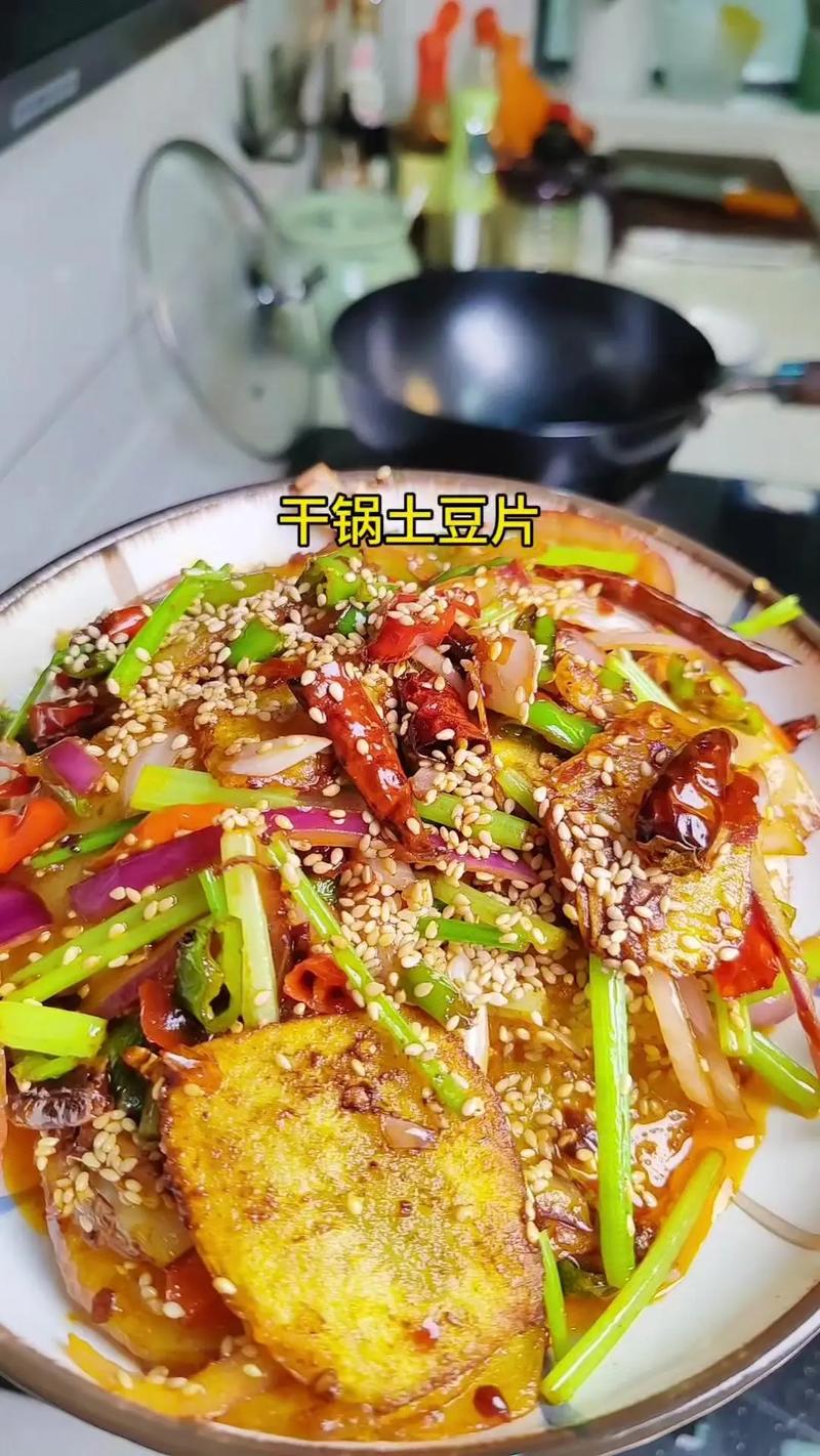 回锅土豆的做法(回锅土豆的做法视频)-第3张图片-窝头美食网 回锅土豆的做法(回锅土豆的做法视频)-第3张图片-窝头美食网