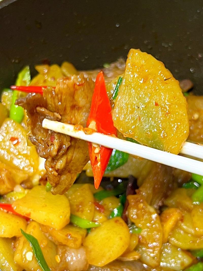 回锅土豆的做法(回锅土豆的做法视频)-第5张图片-窝头美食网 回锅土豆的做法(回锅土豆的做法视频)-第5张图片-窝头美食网