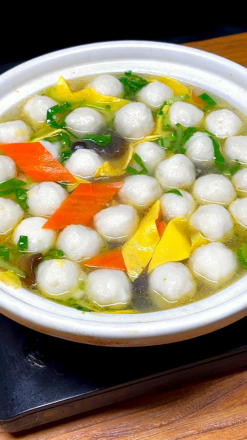 鱼丸怎么煮汤好吃（怎样做鱼丸汤好喝）-第4张图片-窝头美食网