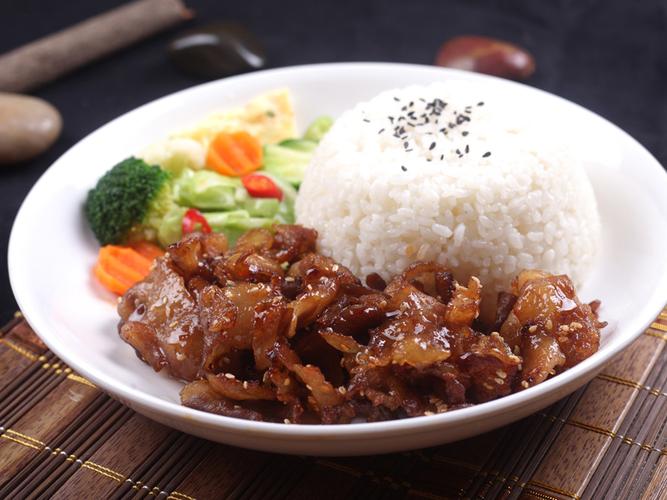 香辣炒饭的做法大全（香辣炒饭的做法大全图片）-第3张图片-窝头美食网