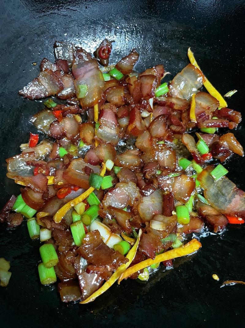 生的熏肉怎么做好吃(生熏肉的做法)-第1张图片-窝头美食网 生的熏肉怎么做好吃(生熏肉的做法)-第1张图片-窝头美食网
