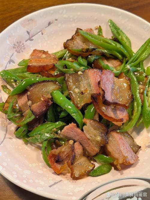 生的熏肉怎么做好吃(生熏肉的做法)-第7张图片-窝头美食网 生的熏肉怎么做好吃(生熏肉的做法)-第7张图片-窝头美食网