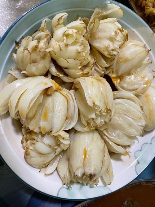 新鲜百合怎么做好吃(新鲜百合怎么做好吃家常做法)-第8张图片-窝头美食网 新鲜百合怎么做好吃(新鲜百合怎么做好吃家常做法)-第8张图片-窝头美食网