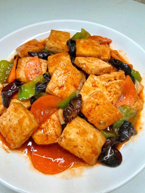 香辣鱼豆腐的做法(家常鱼香豆腐)-第3张图片-窝头美食网 香辣鱼豆腐的做法(家常鱼香豆腐)-第3张图片-窝头美食网