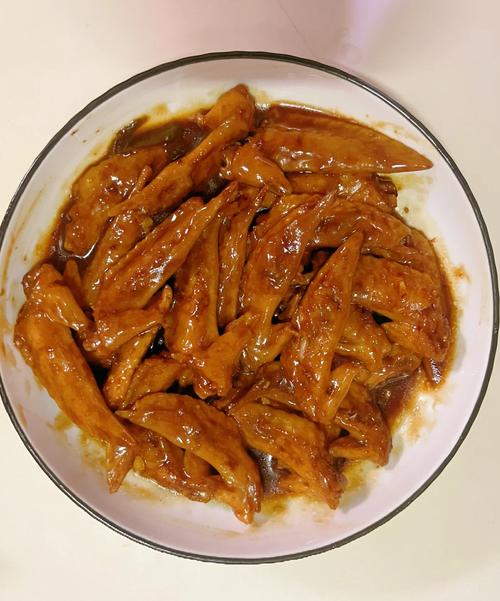 红烧鸡翅尖的做法家常(大厨教红烧鸡翅)-第4张图片-窝头美食网 红烧鸡翅尖的做法家常(大厨教红烧鸡翅)-第4张图片-窝头美食网