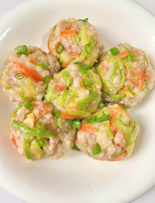 青菜肉丸子的家常做法(青菜肉丸子的家常做法简单又好吃)-第2张图片-窝头美食网 青菜肉丸子的家常做法(青菜肉丸子的家常做法简单又好吃)-第2张图片-窝头美食网