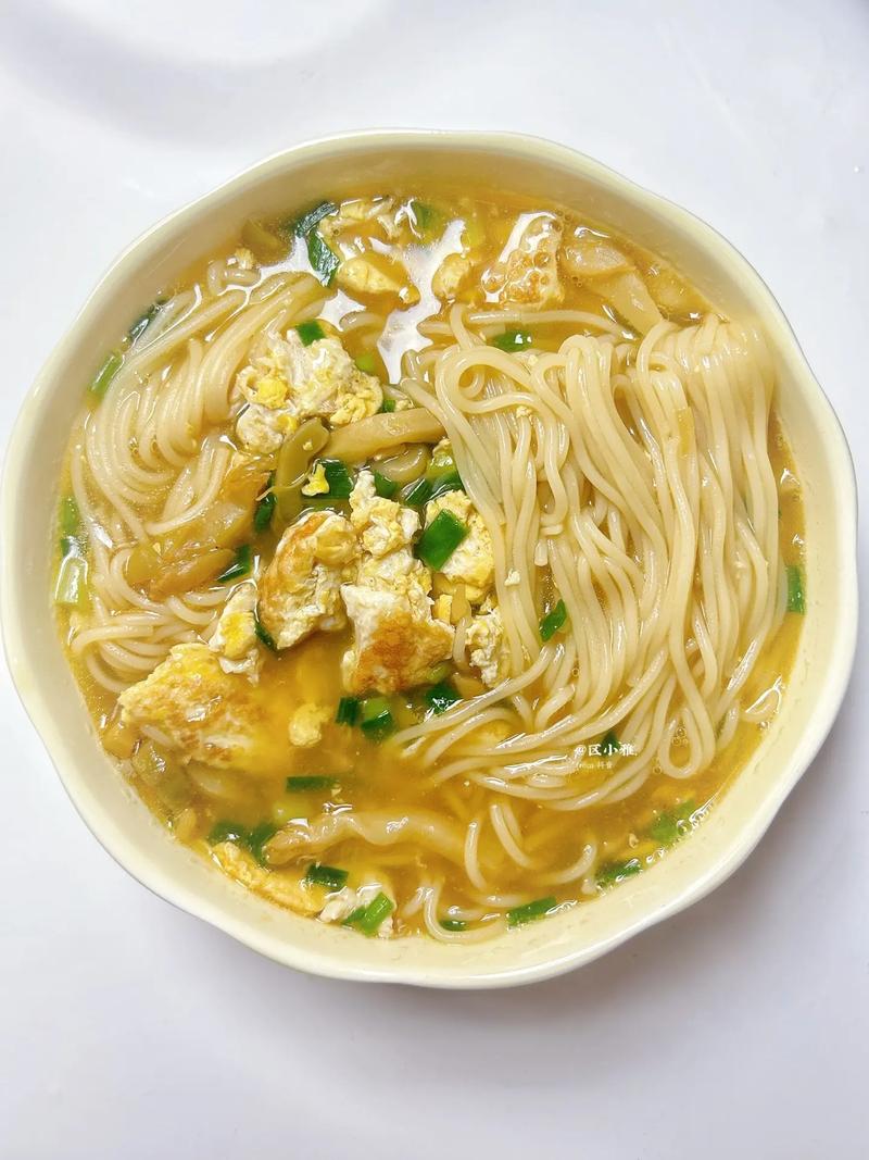 怎么煮鸡蛋面好吃(煮鸡蛋面好吃吗)-第2张图片-窝头美食网 怎么煮鸡蛋面好吃(煮鸡蛋面好吃吗)-第2张图片-窝头美食网