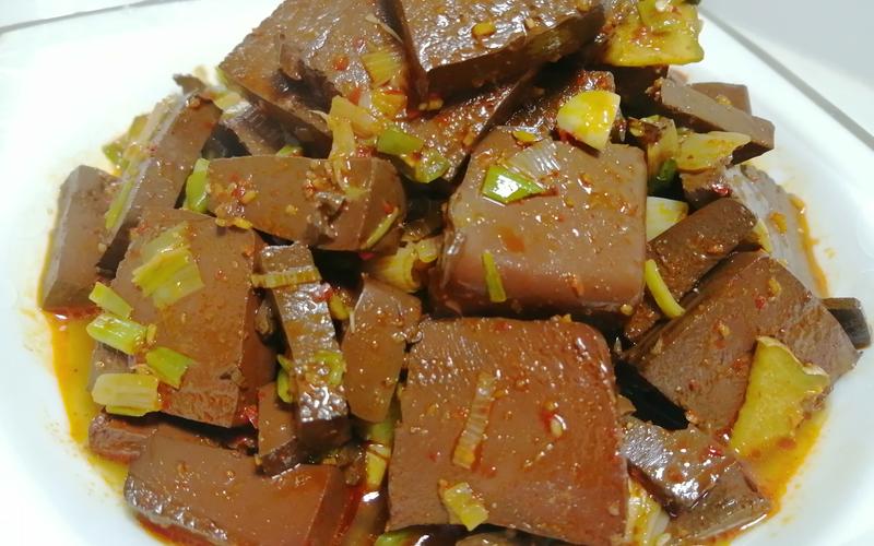 生的羊血怎么做好吃(生羊血怎么做成血块)-第2张图片-窝头美食网 生的羊血怎么做好吃(生羊血怎么做成血块)-第2张图片-窝头美食网