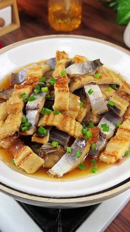 干鳗鱼的做法大全(干鳗鱼的做法大全家常视频)-第8张图片-窝头美食网 干鳗鱼的做法大全(干鳗鱼的做法大全家常视频)-第8张图片-窝头美食网