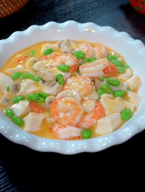 虾仁豆腐做法(虾仁豆腐菜谱)-第4张图片-窝头美食网 虾仁豆腐做法(虾仁豆腐菜谱)-第4张图片-窝头美食网