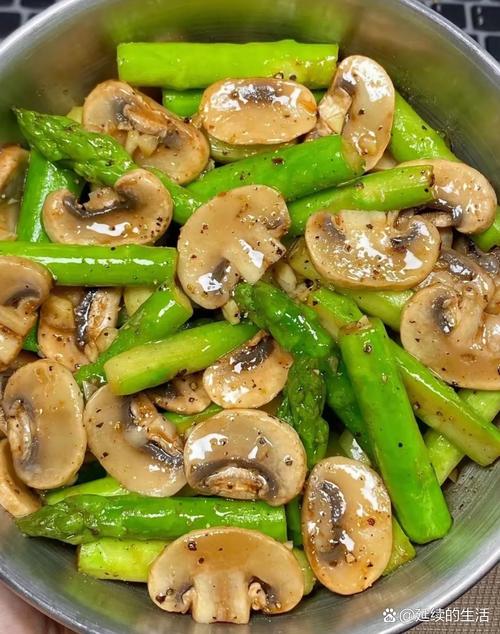 磨菇炒什么好吃(磨菇炒什么好吃又营养)-第2张图片-窝头美食网 磨菇炒什么好吃(磨菇炒什么好吃又营养)-第2张图片-窝头美食网