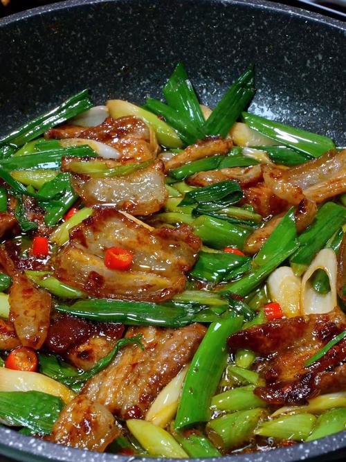 炒五花肉怎么做好吃(香菇炒五花肉怎么做好吃)-第3张图片-窝头美食网 炒五花肉怎么做好吃(香菇炒五花肉怎么做好吃)-第3张图片-窝头美食网