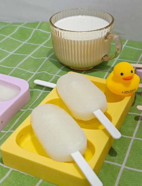 自制冰棍简易做法(自制冰棍简易做法图片)-第1张图片-窝头美食网 自制冰棍简易做法(自制冰棍简易做法图片)-第1张图片-窝头美食网