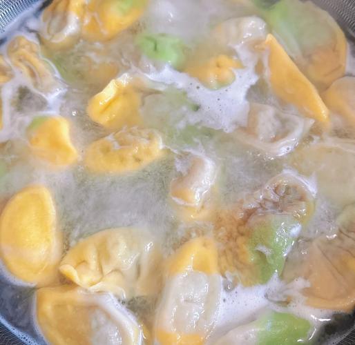 家常三鲜锅仔的做法(饭店的三鲜锅仔)-第6张图片-窝头美食网 家常三鲜锅仔的做法(饭店的三鲜锅仔)-第6张图片-窝头美食网