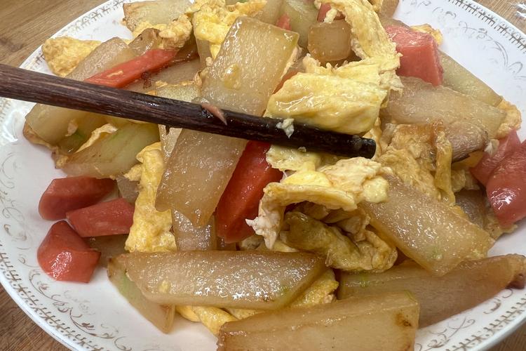 鸡蛋炒冬瓜的做法(冬瓜炒鸡蛋功效与作用)-第3张图片-窝头美食网 鸡蛋炒冬瓜的做法(冬瓜炒鸡蛋功效与作用)-第3张图片-窝头美食网