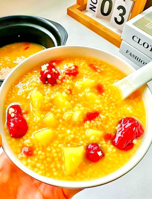 苹果粥的做法大全(苹果粥的做法大全家常)-第5张图片-窝头美食网 苹果粥的做法大全(苹果粥的做法大全家常)-第5张图片-窝头美食网