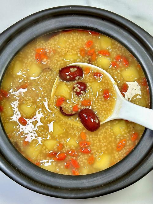 苹果粥的做法大全(苹果粥的做法大全家常)-第7张图片-窝头美食网 苹果粥的做法大全(苹果粥的做法大全家常)-第7张图片-窝头美食网