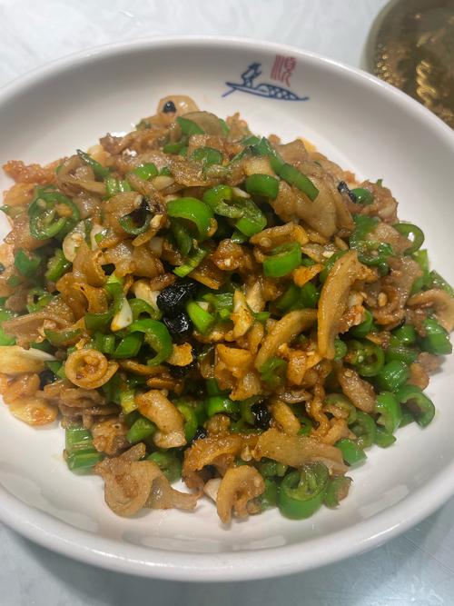炒油渣的做法(炒油渣的做法窍门)-第2张图片-窝头美食网 炒油渣的做法(炒油渣的做法窍门)-第2张图片-窝头美食网