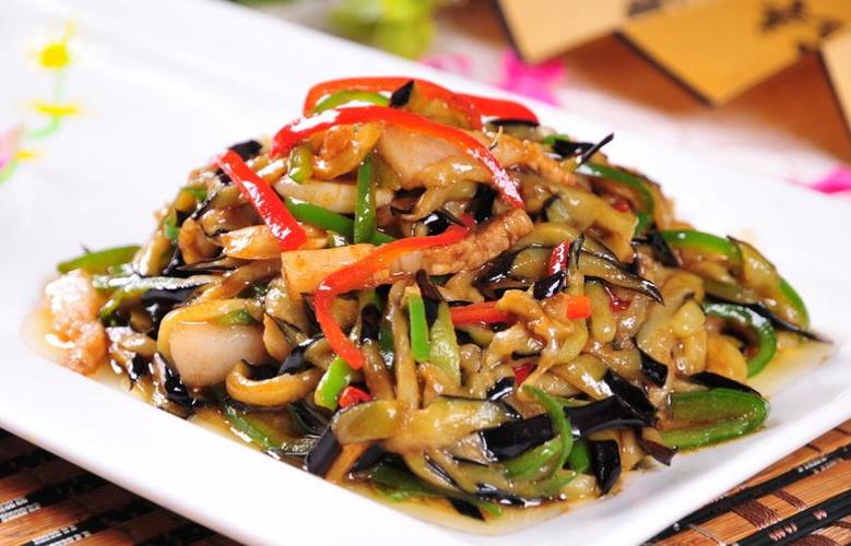 茄子切丝怎么炒好吃(茄子切丝怎么炒好吃呢)-第3张图片-窝头美食网 茄子切丝怎么炒好吃(茄子切丝怎么炒好吃呢)-第3张图片-窝头美食网