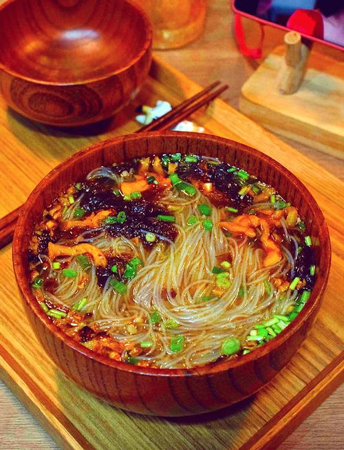 煮粉的家常做法(煮粉的做法视频)-第2张图片-窝头美食网 煮粉的家常做法(煮粉的做法视频)-第2张图片-窝头美食网